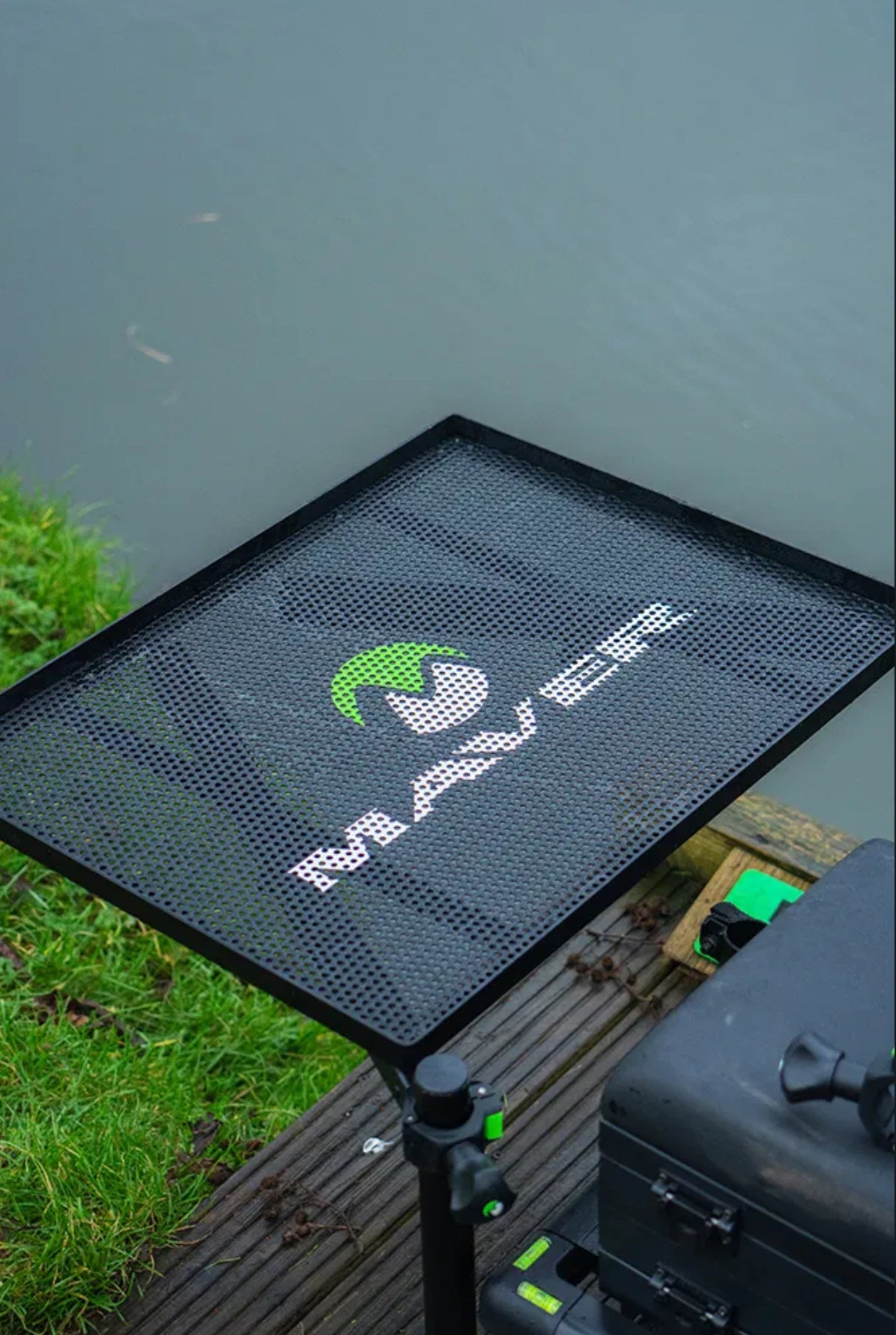 QUICK LOCK - MAVER PRO MATCH SIDE TRAY 65 x 50 CM