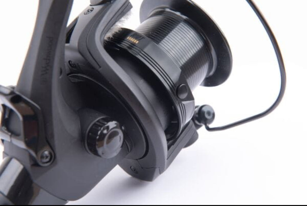 Wychwood - Riot 8000 FS Fishing Reel