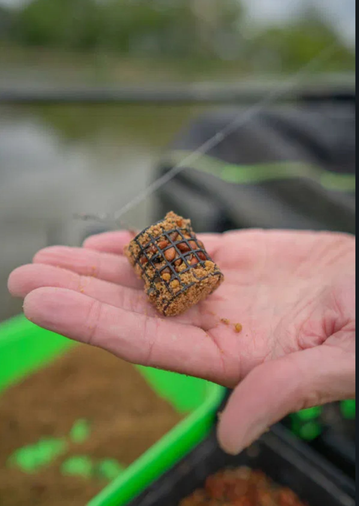 MAVER X-LARGE 40G CAGE FEEDER